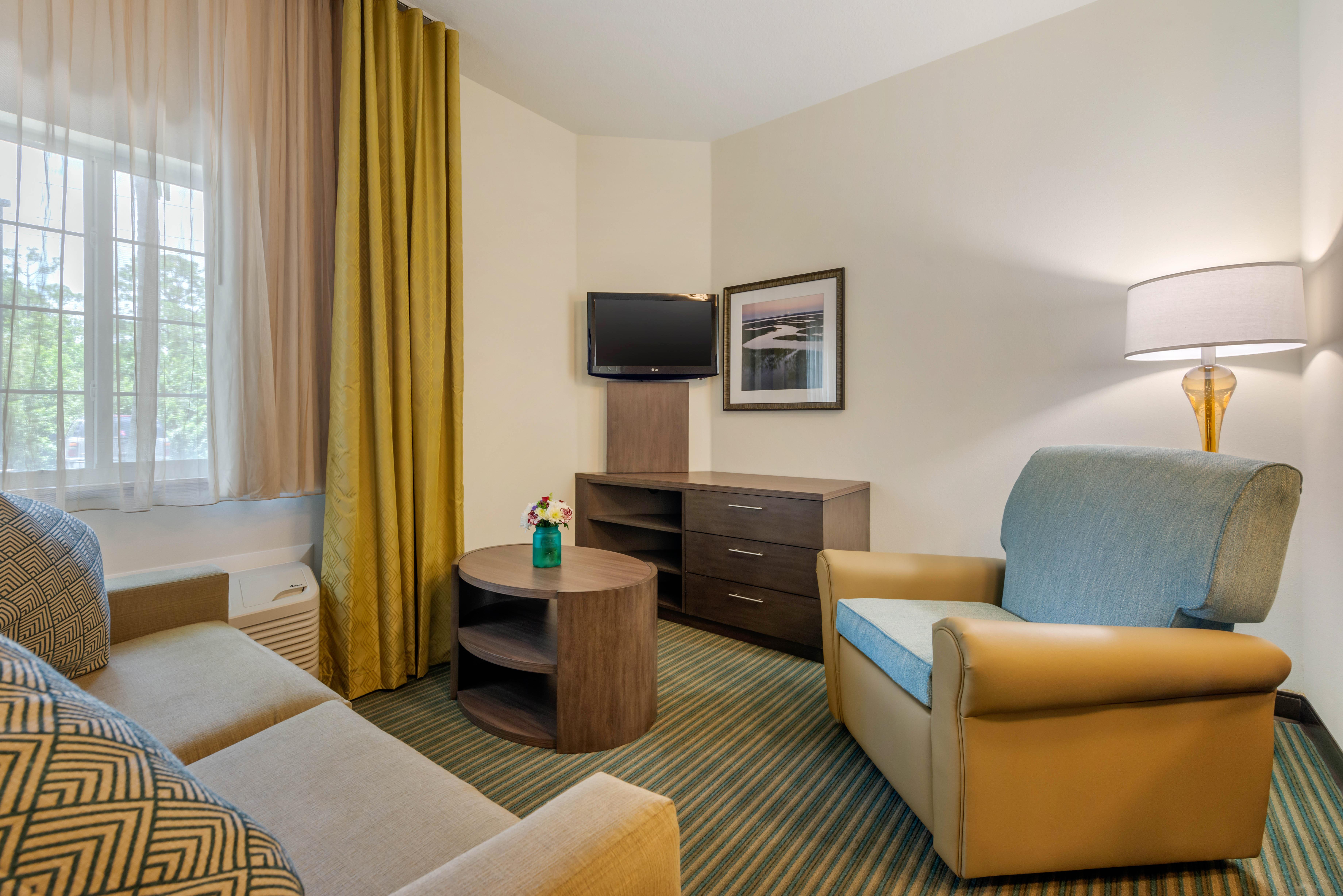 Candlewood Suites Fort Myers/Sanibel Gateway By Ihg Εξωτερικό φωτογραφία