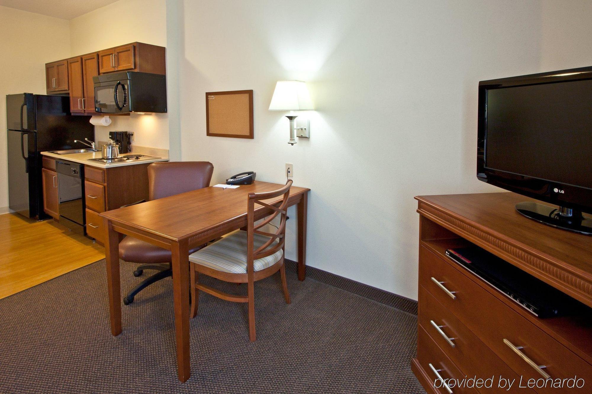 Candlewood Suites Fort Myers/Sanibel Gateway By Ihg Δωμάτιο φωτογραφία