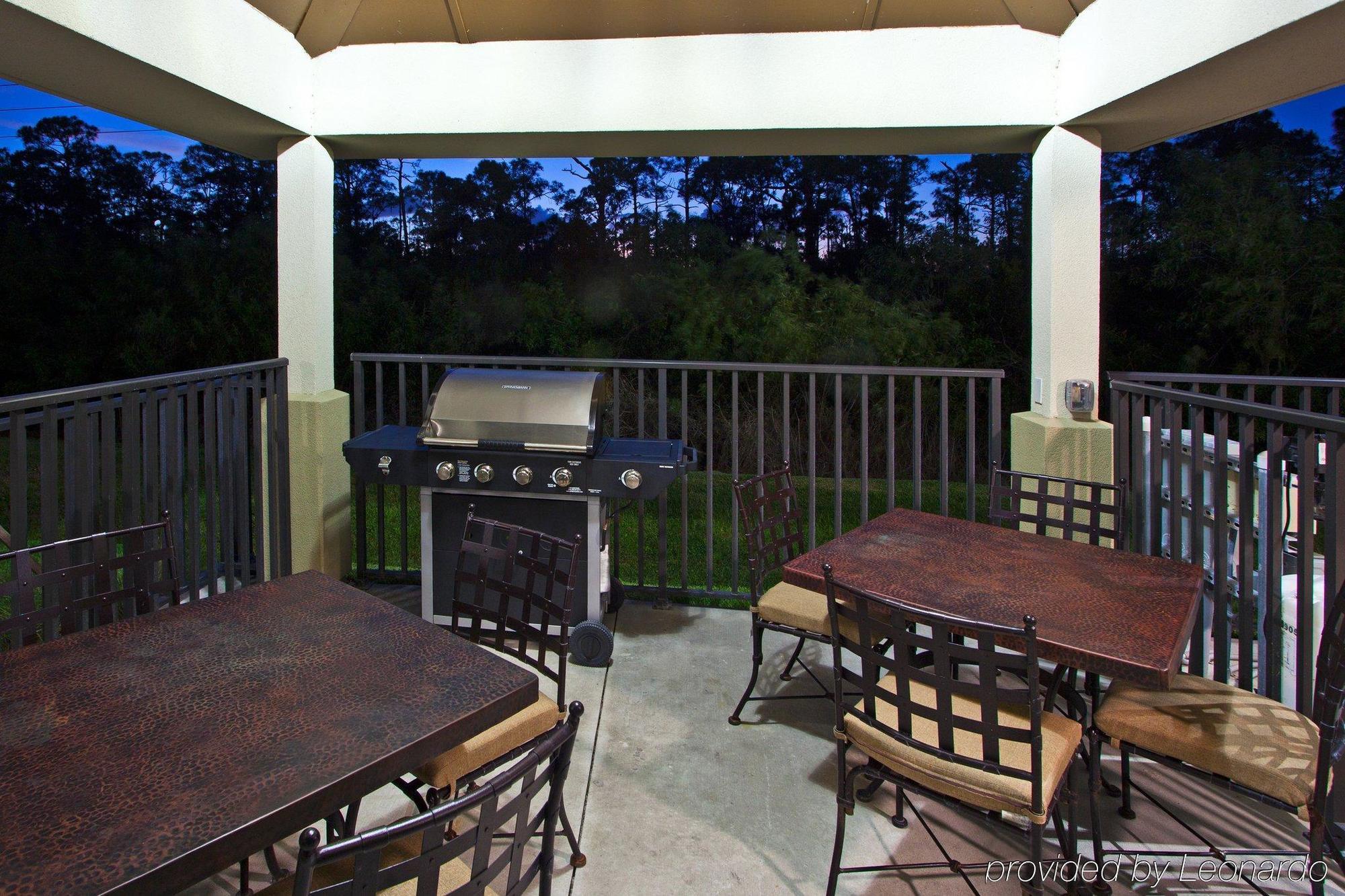 Candlewood Suites Fort Myers/Sanibel Gateway By Ihg Εστιατόριο φωτογραφία