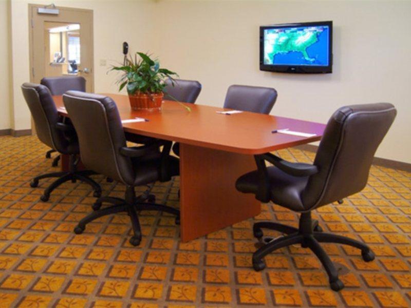 Candlewood Suites Fort Myers/Sanibel Gateway By Ihg Ανέσεις φωτογραφία