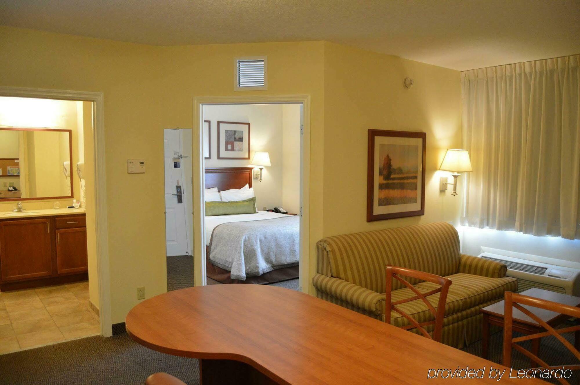 Candlewood Suites Fort Myers/Sanibel Gateway, An Ihg Hotel Εξωτερικό φωτογραφία